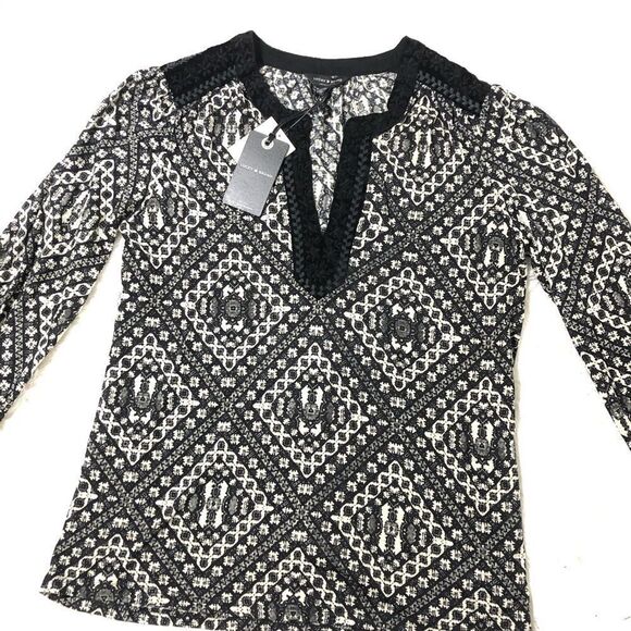LUCKY BRAND Longsleeved printed top felt v neck XS - Picture 2 of 10